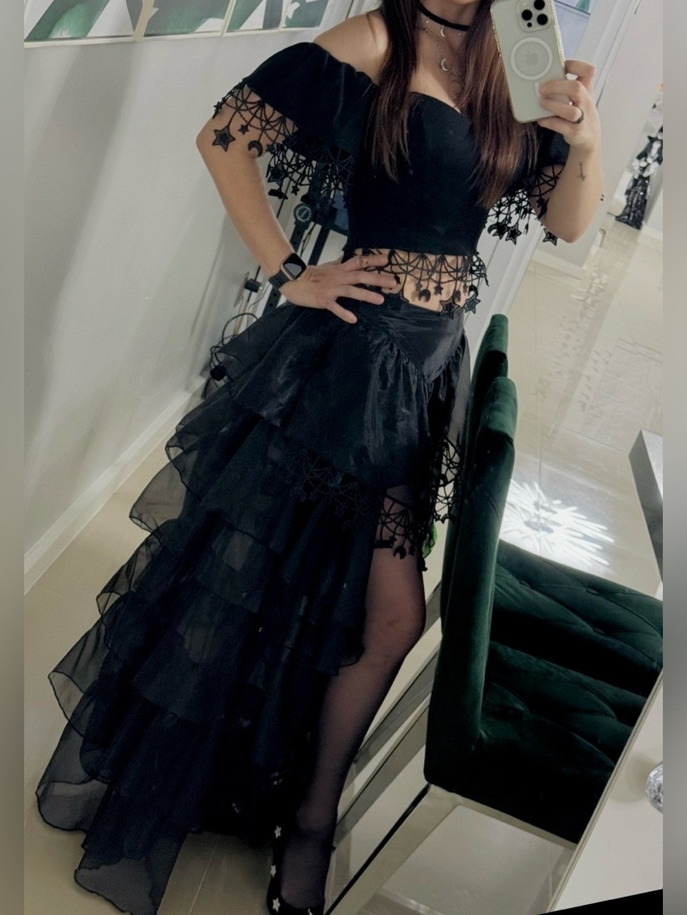 Witch/Sorceress Costume–4-PieceSet🌙 🔮✨ size S/M ( Top,skirt,shoes & 2 necklace🤩)